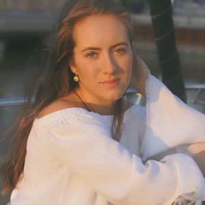 Meet your Posher, Jillian